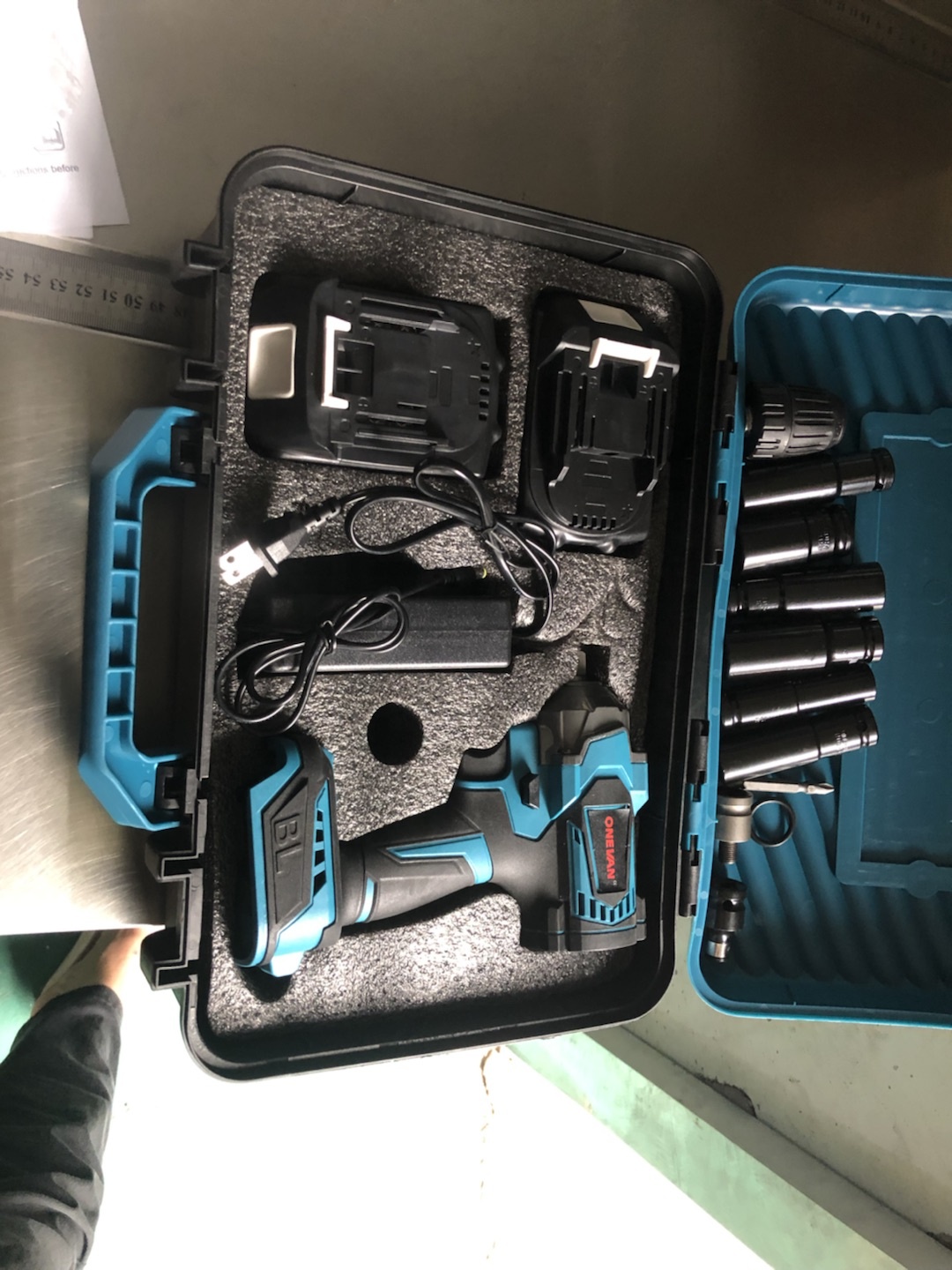 ประแจบลัชเลสไร้สายแรงบิด 1200  - Socket Wrench บทวิจารณ์และราคา